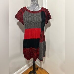 Style Co.  Women’s Sz: L Red Black Gray ColorBlock Short Sleeve Sweater Dress.